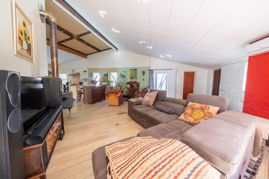 4 Bedroom Property for Sale in Paradyskloof Western Cape